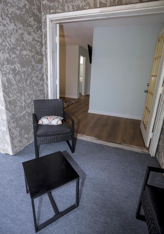 Elegant 3 Bedroom Apt With Free Parking And Balcony Nashville Exterior photo